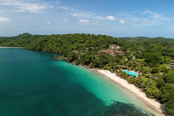 Stunning fully furnished residence on pearl island