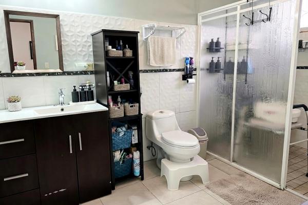 Spacious 3-bedroom home for rent in boquete