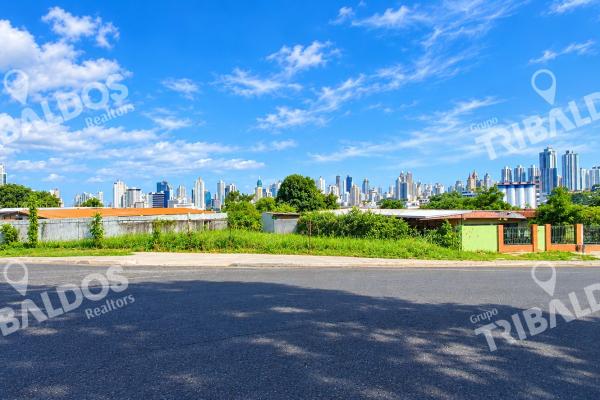 Venta de terreno en esquina en betania, vía principal