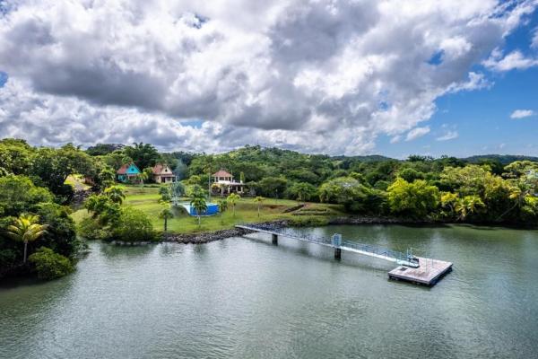 Boutique resort boca chica-commercial potential