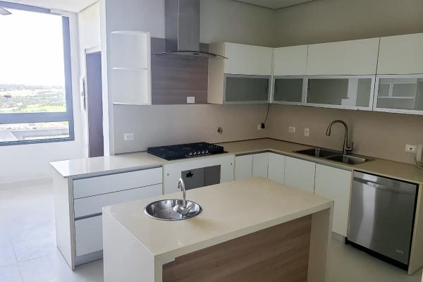 Venta de apartamento en ph la vista on the green, santa maría