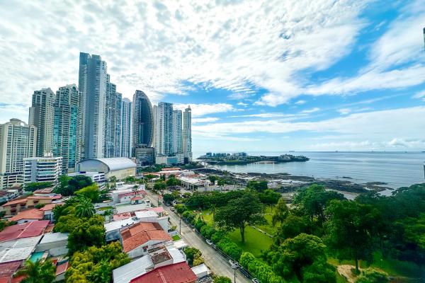 Venta de apartamento en paitilla con vista al mar ph torre del parque