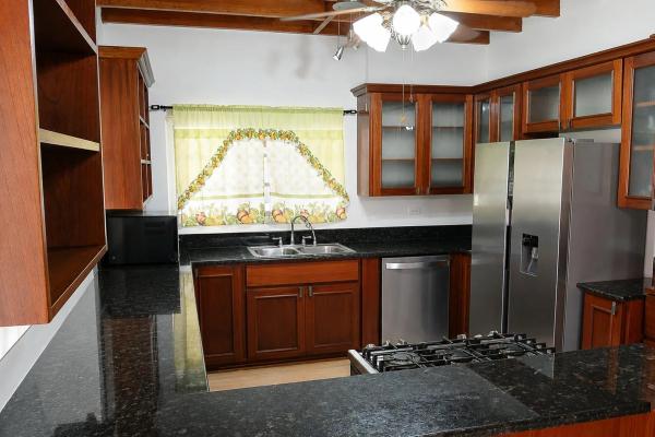 Four rental homes for sale in alto boquete