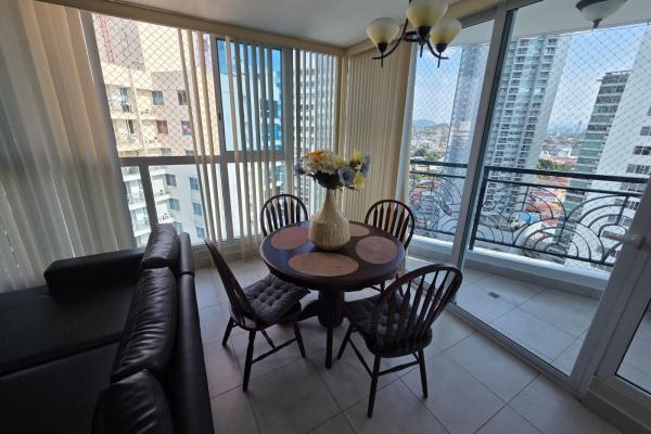 Apartamento amoblado en alquiler