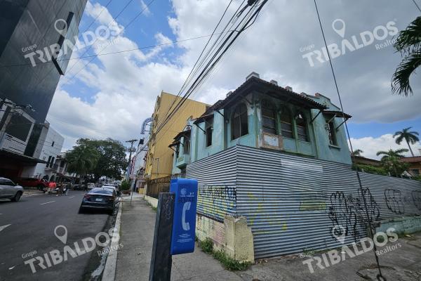 Venta de terreno con edificio en bella vista