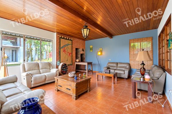 Venta de casa en cerro azul, residencial altos de cerro azul