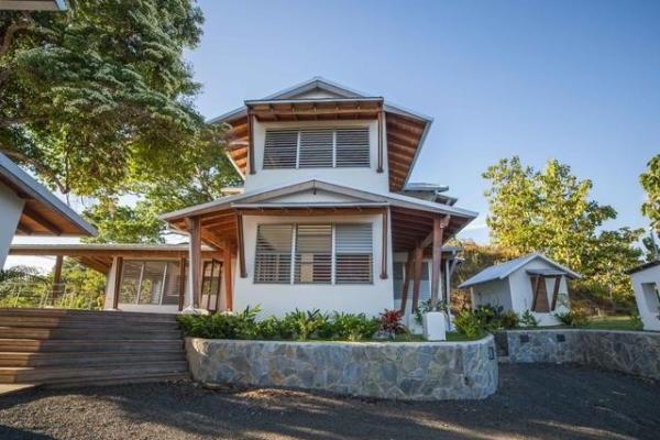 Lujosa casa en playa venao