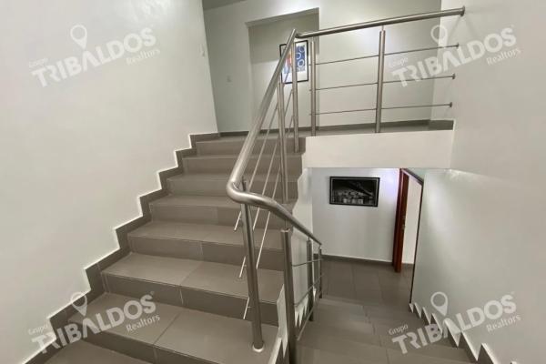 Duplex sale commercial house in obarrio
