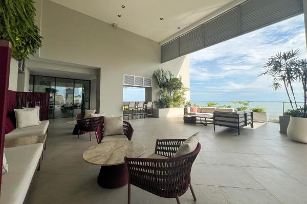 Luxury oceanfront residence | upper east tower