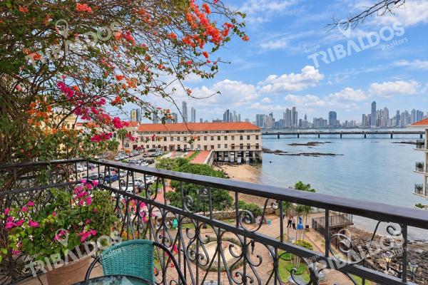 Residential building for sale in casco antiguo
