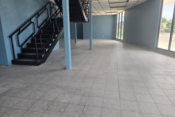 Venta de edificio sobre la carretera interamericana en penonomé