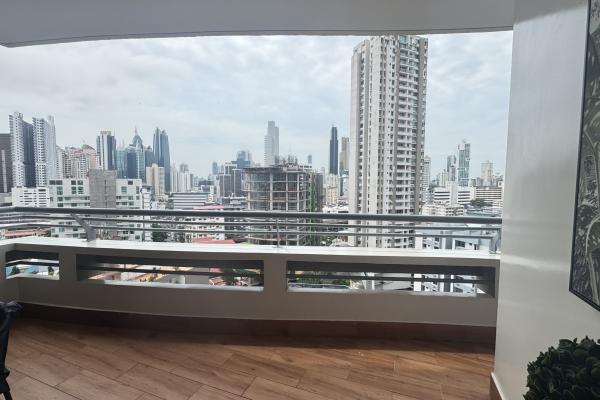 Venta de apartamento en ph luxor torre 400