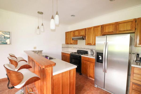 Condominio amueblado de 2 habitaciones en venta