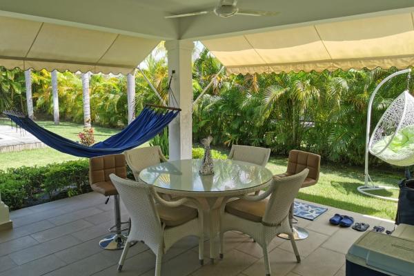 Bijao beach club & residences