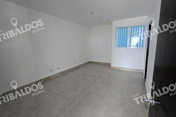 Venta de apartamento en ocean waves nueva gorgona