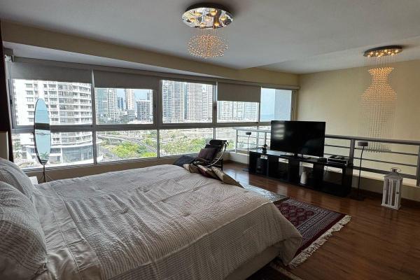 Se vende apto estilo loft en bayfront