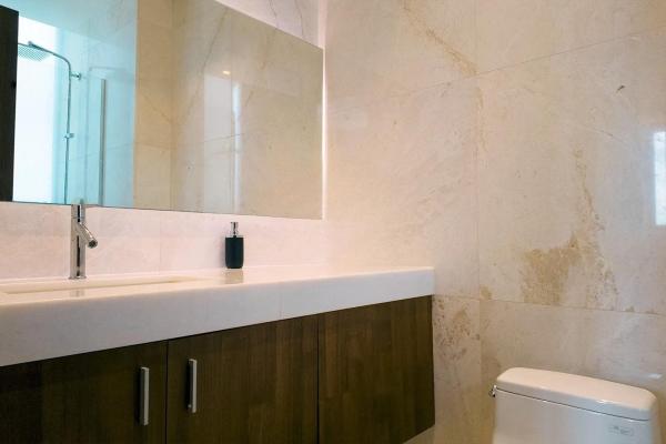 Apartamento con vista al mar en punta paitilla, ciudad de panamá.