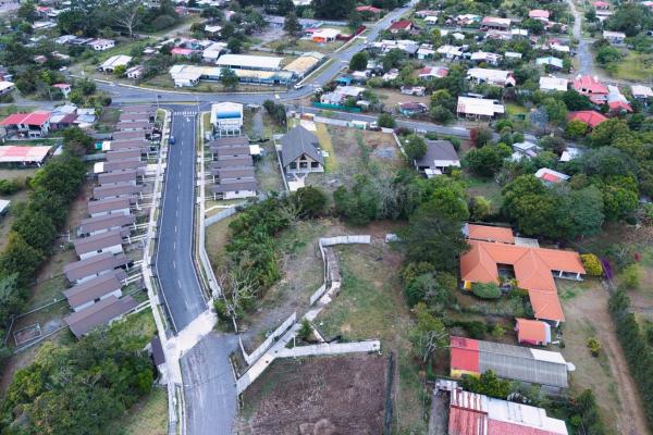 Casa amplia en volcan panama
