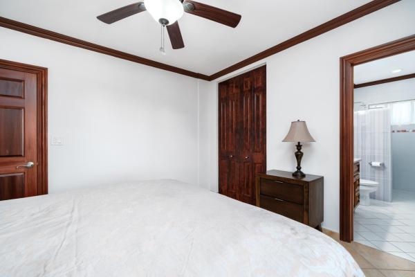 Stunning townhome in boquete canyon village