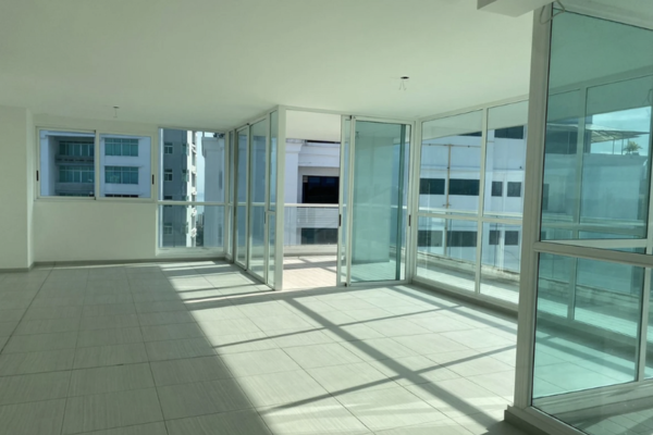 Sale of apartment in the towers san francisco building.