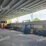 Terreno con galera en parque lefevre