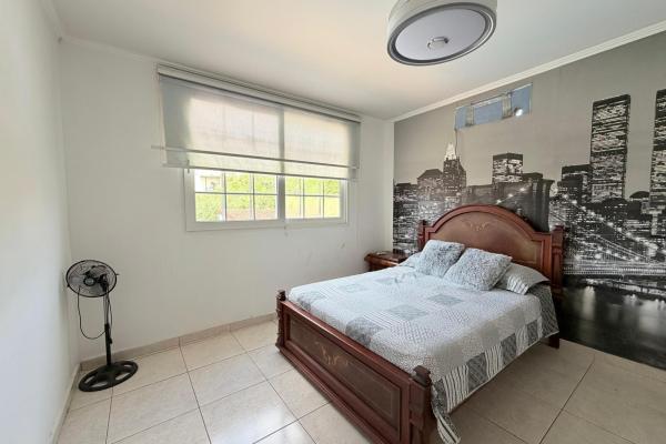 For sale:duplex house in brisas de golf, with pool
