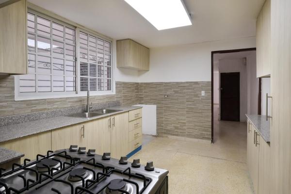 Sale of 2-level duplex house in el dorado