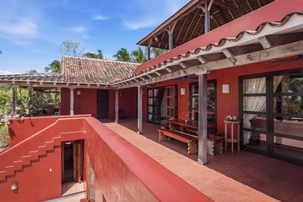 Villa esplendorosa, lujosa propiedad con vistas al mar