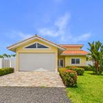 Hermosa casa moderna de 2 dormitorios con piscina