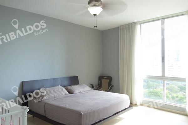 Venta de apartamento en ph marina park, bella vista
