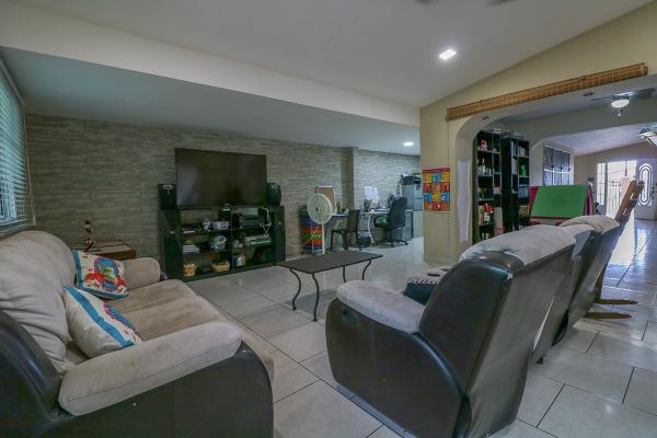 Venta de casa en brisas del golf