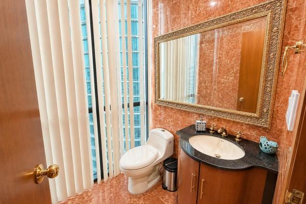 Office for sale in marbella