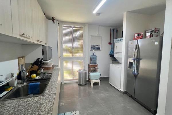 3 bedrooms turn key beach house