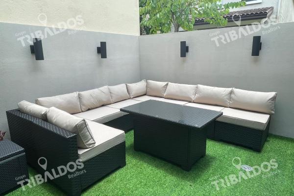 Casa en river valley