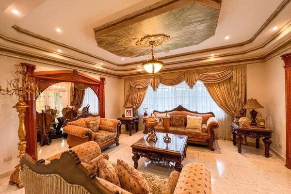 Se vende casa en urbanización margarita, colón