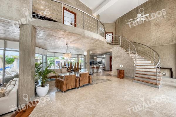House for sale in coronado with 6 bedrooms