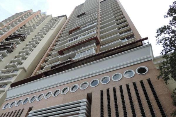 Venta de apartamento en ph terranova, el cangrejo