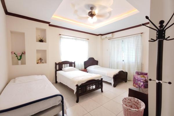 Casa cerca de coronado con piscina privada, 4 habitaciones