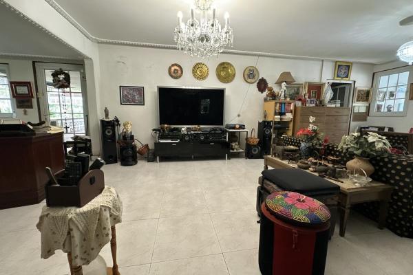 1,556 m² en las cumbres por solo $215,000