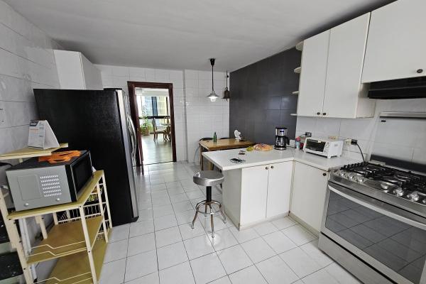 Se alquila apartamento amoblado marbella