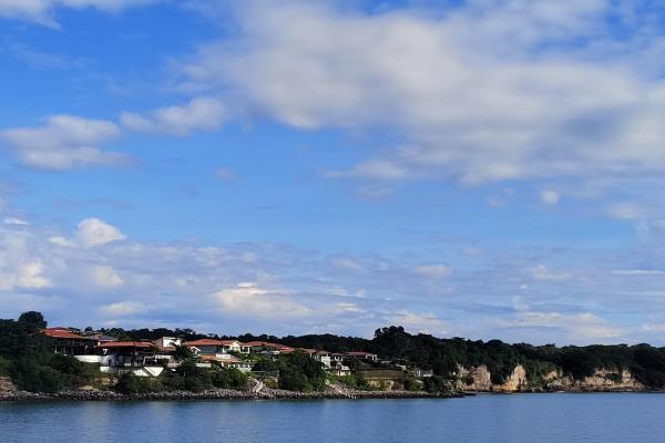 Vendo apartamento de playa en vista mar. super precio