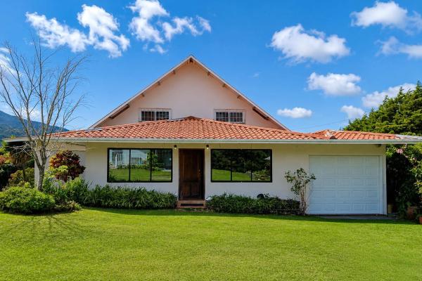 Four rental homes for sale in alto boquete