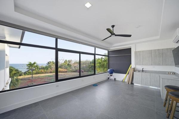 Modern ocean view home in los destiladeros