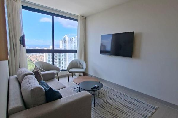 Elegant 2-bedroom apartment with panoramic view