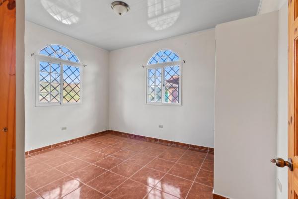 3 bedroom home with loft in alto boquete