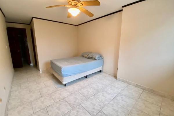 The crab, apartment for sale.