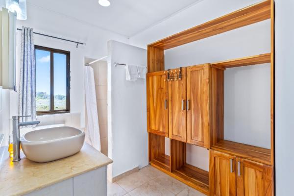 Beachfront estate on 1.5 hectares in playa nanzal