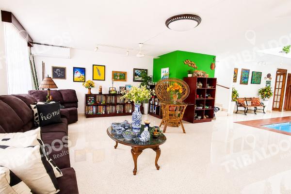 Casa en venta en la manzana de obarrio