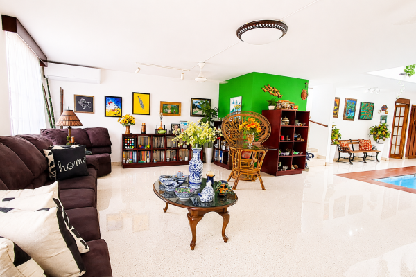 Casa en venta en la manzana de obarrio