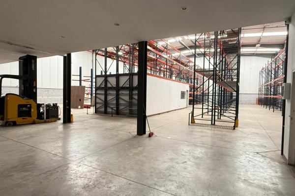 Sale or rental of warehouses in ph centro logístico dos caminos